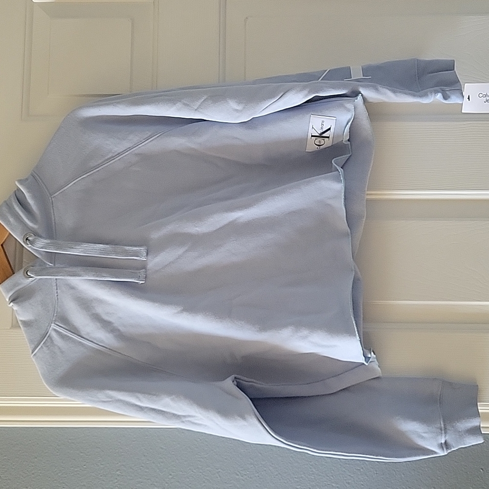 Calvin Klein cropped hoodie light blue size M, new with tags NWT